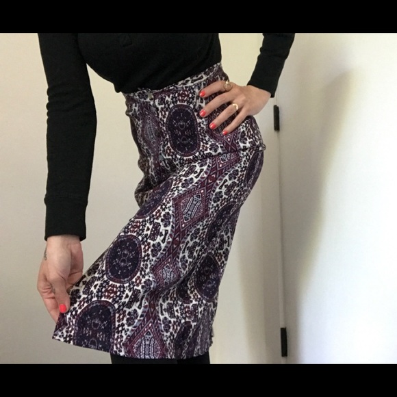 Forever 21 Paisley Print Mindi Skirt - Picture 5 of 12
